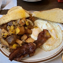 American Legion Post No 104 - 2 eggs, 2 bacon, sourdough, and country fries