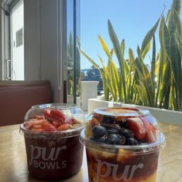 Chamoy Bowls, Very Berry Bowl Chamoy Bowls, Very Berry Bowl