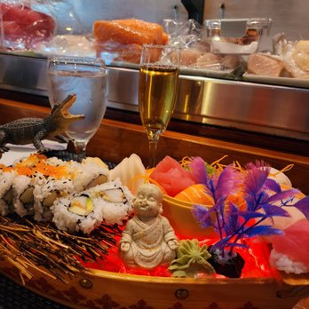 Maki Sushi & Thai Restaurant - Let's Eat. Swampy's first Sushi and Sashimi Boat - Thai Near Me - Jensen Beach, Florida Maki Sushi & Thai Restaurant - Let's Eat. Swampy's first Sushi and Sashimi Boat - Thai Near Me - Jensen Beach, Florida
