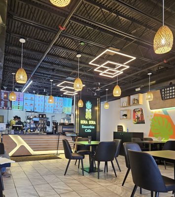 BORA BORA SMOOTHIE CAFE - Updated March 2025 - 22 Photos - 640 Loudon