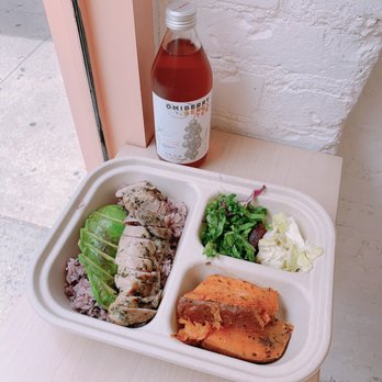 Handsome Rice - Chicken Avocado and Omiberry tea - Korean Near Me - New York, New York Handsome Rice - Chicken Avocado and Omiberry tea - Korean Near Me - New York, New York
