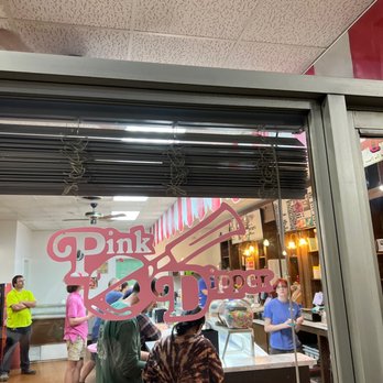 Pink Dipper - Outside - Ice Cream & Frozen Yogurt Near Me - North Augusta, South Carolina Pink Dipper - Outside - Ice Cream & Frozen Yogurt Near Me - North Augusta, South Carolina