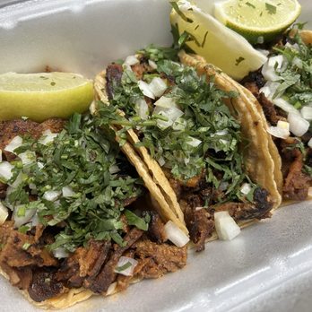 Cielo Mexican Grill - Al pastor tacos on corn tortillas - Mexican Near Me - Schaumburg, Illinois
