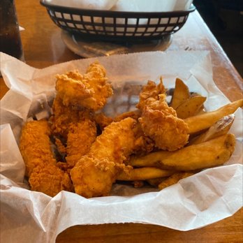 Texas Roadhouse - Kids critters basket. Quality fingers for sure - Steakhouses Near Me - Sandy, Utah