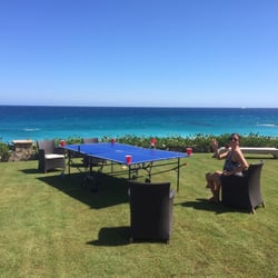 Casa Edwards - We wanted to play beer dice, and Xavier set it up!