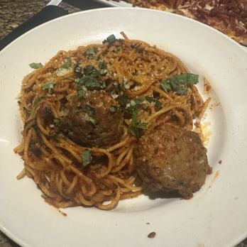 BJ's Restaurant & Brewhouse - Jumbo Spaghetti And Meatballs - American Near Me - Arcadia, California