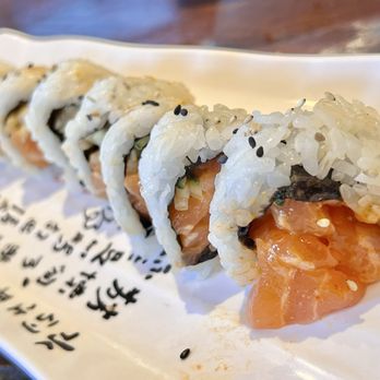 Zen Sushi - Spicy Salmon Roll. Rich, buttery salmon with a kick of spiciness. The rice was portioned perfectly as well. - Sushi Bars Near Me - Aliso Viejo, California Zen Sushi - Spicy Salmon Roll. Rich, buttery salmon with a kick of spiciness. The rice was portioned perfectly as well. - Sushi Bars Near Me - Aliso Viejo, California