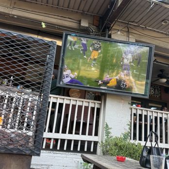 Blackfriar Pub - Outside patio - Pubs Near Me - Dallas, Texas