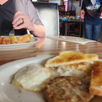 Cowboy Corral - Cowboy Breakfast with Arlene! - Breakfast & Brunch Near Me - Elsinore, Utah