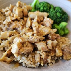 B Nutritious - Orange Chicken and Broccoli over Brown Rice (dark meat)