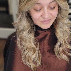 Roxys Hair Design Studio
