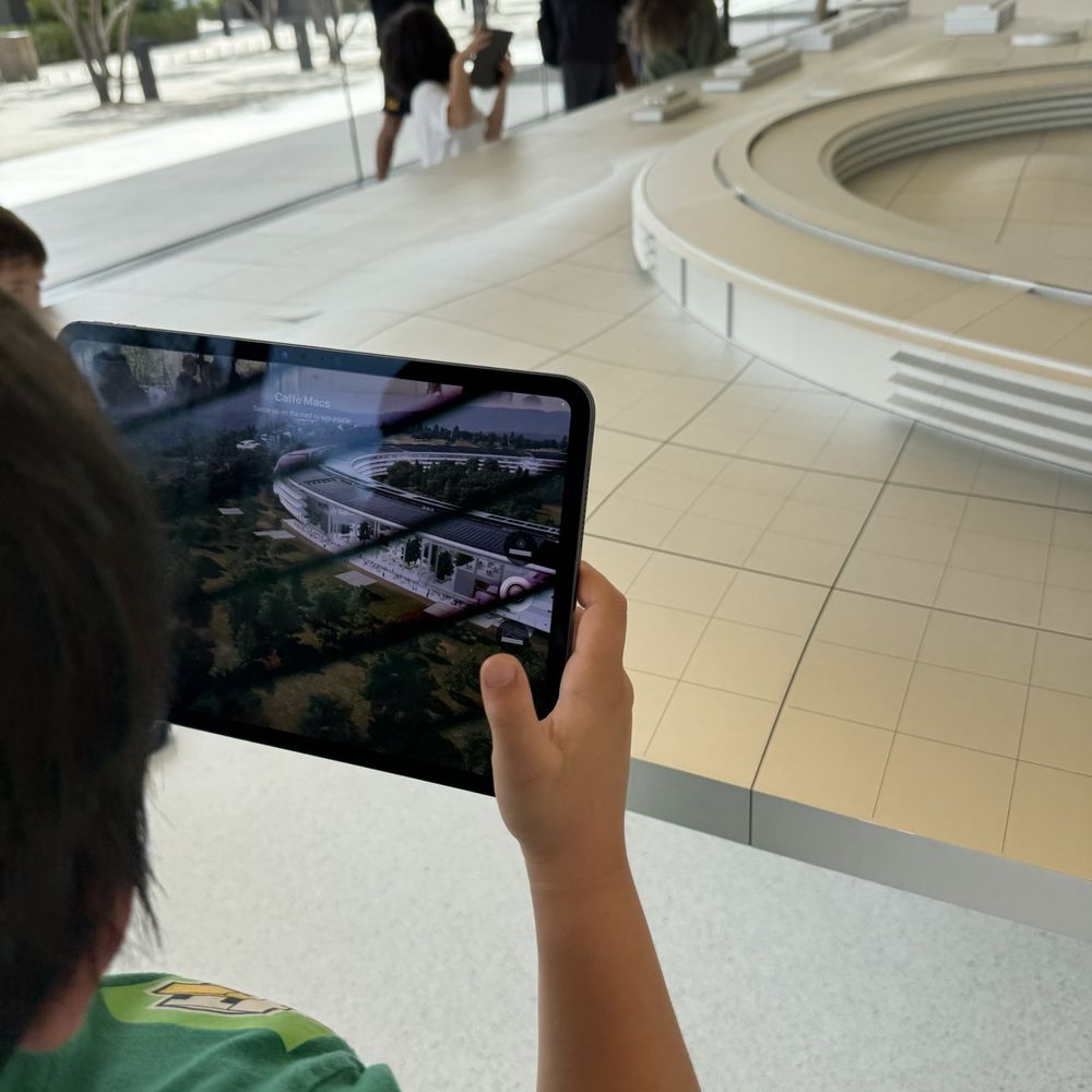 Apple Park Visitor Center - App gives you an augmented reality view of the grounds - Computers Near Me - Cupertino, California Apple Park Visitor Center - App gives you an augmented reality view of the grounds - Computers Near Me - Cupertino, California