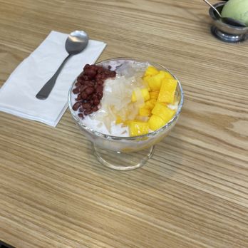 Mango Mango Dessert - Desserts Near Me - Livingston, New Jersey