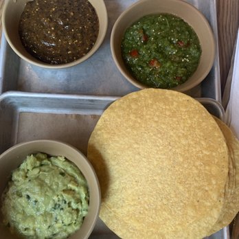 bartaco Seaport - Guac Roja Verde Salsa Verde Guacamole Chips - Tacos Near Me - Boston, Massachusetts