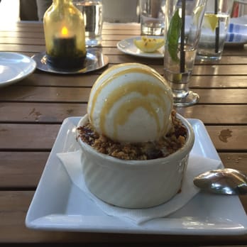 Farmer's Table - Apple crisp - Desserts Near Me - Boca Raton, Florida