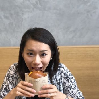 Eggslut - Wifey loves her sandwich - New American Near Me - Glendale, California Eggslut - Wifey loves her sandwich - New American Near Me - Glendale, California
