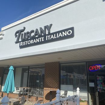 Tuscany Ristorante - Front of restaurant - Italian Near Me - Williamsburg, Virginia Tuscany Ristorante - Front of restaurant - Italian Near Me - Williamsburg, Virginia