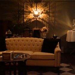 Well Into Life - Client lounge at Well Into Life Massage & Skincare