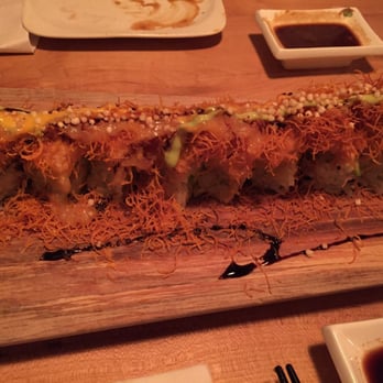 Saku Sushi - Volcano Roll - Sushi Bars Near Me - Toronto, Ontario Saku Sushi - Volcano Roll - Sushi Bars Near Me - Toronto, Ontario