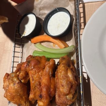 Old Chicago Pizza + Taproom - Buffalo BONE-IN CHICKEN WINGS SHORT - Pizza Near Me - CLARKSVILLE, Tennessee Old Chicago Pizza + Taproom - Buffalo BONE-IN CHICKEN WINGS SHORT - Pizza Near Me - CLARKSVILLE, Tennessee