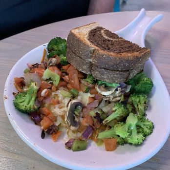 Rise and Dine - Veggie skillet with rye bread - Breakfast & Brunch Near Me - Gaylord, Michigan Rise and Dine - Veggie skillet with rye bread - Breakfast & Brunch Near Me - Gaylord, Michigan