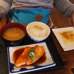 Nami - Teriyaki salmon combo