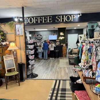 Brook's Nest Boutique - Accessories Near Me