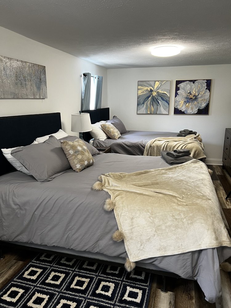 KLEAN KLOSET 41 Photos Home Cleaning Gallatin, TN Phone Number