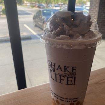 Ding Tea - Greenville - Large Taro slush slight ice, normal sugar, and Golden Boba - Bubble Tea Near Me - Greenville, South Carolina