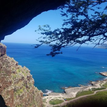 Upper Makua Cave - Access Restricted - Hiking Near Me - Waianae, Hawaii Upper Makua Cave - Access Restricted - Hiking Near Me - Waianae, Hawaii