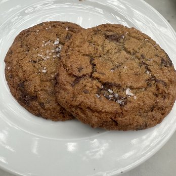 RH Rooftop Restaurant at RH West Palm - Chocolate Chip Cookies - Wine Bars Near Me - West Palm Beach, Florida