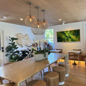 The Porch - Interior - Bakeries Near Me - Bernards, New Jersey