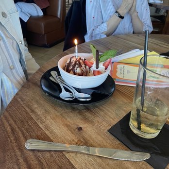 Ventana Grill - Birthday ice cream Yum Yum - Latin American Near Me - Pismo Beach, California Ventana Grill - Birthday ice cream Yum Yum - Latin American Near Me - Pismo Beach, California