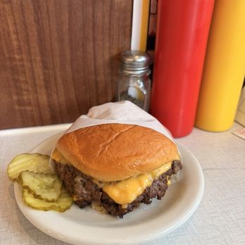 Hamburger America - George Motz's Fried Onion Burger - Burgers Near Me - New York, New York