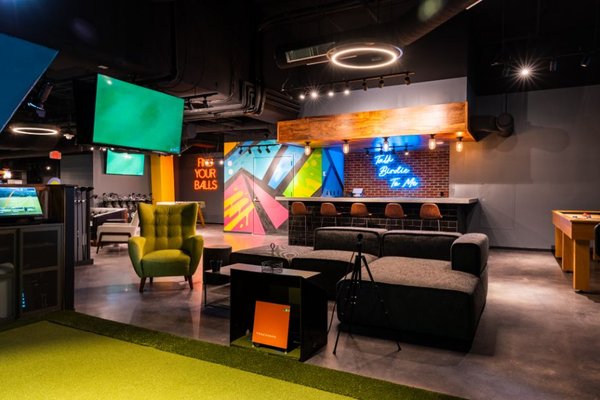 Five Iron Golf by null