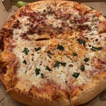 8th Street Pizza - BYO Classic - Pizza Near Me - New Albany, Indiana 8th Street Pizza - BYO Classic - Pizza Near Me - New Albany, Indiana