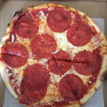 Vesuvios Pizzeria - Pizza Near Me - Stuart, Florida