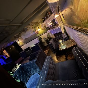 Watts & Ward - the interior of a bar - Speakeasies Near Me - Raleigh, North Carolina Watts & Ward - the interior of a bar - Speakeasies Near Me - Raleigh, North Carolina
