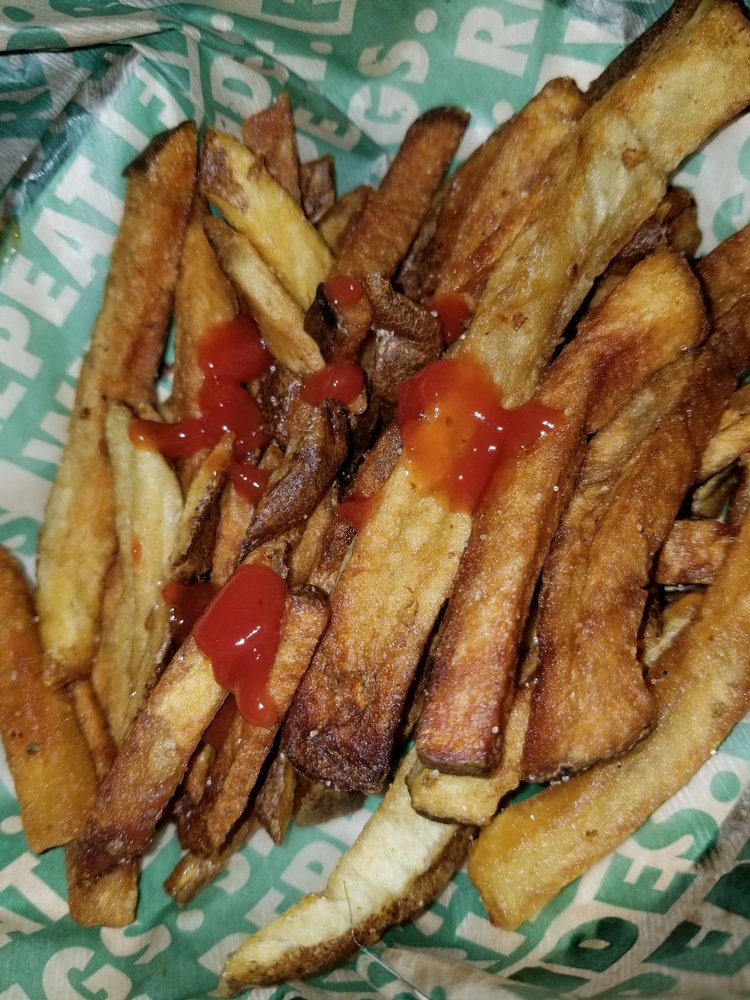 WINGSTOP 5857 W Saginaw Hwy, Lansing, Michigan Chicken Wings