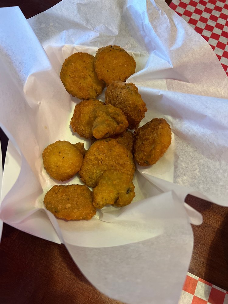 ROOSTERS Updated April 2024 14 Photos & 21 Reviews 7141 S US 81