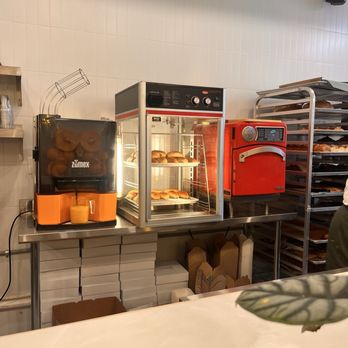 Caracas Bakery - Bakeries Near Me - Coral Gables, Florida Caracas Bakery - Bakeries Near Me - Coral Gables, Florida