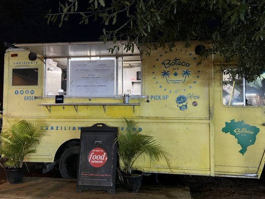 The Picnic - Food Truck Park by null