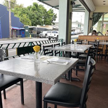 Pineapples Island Fresh Cuisine - al fresco dining, open air - New American Near Me - Hilo, Hawaii Pineapples Island Fresh Cuisine - al fresco dining, open air - New American Near Me - Hilo, Hawaii