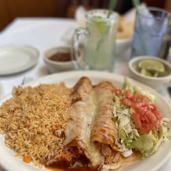 Lauriol Plaza - Chicken Enchiladas Plate