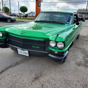 Apex Auto Tech - We service most makes and models. Come in for an oil change, suspension repair, and A/C repair. - Auto Repair Near Me - Pasadena, Texas Apex Auto Tech - We service most makes and models. Come in for an oil change, suspension repair, and A/C repair. - Auto Repair Near Me - Pasadena, Texas