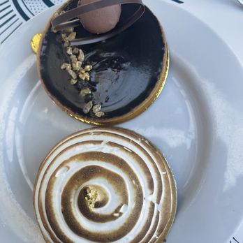 Bakery Lorraine - Lime Tart & Chocolate Caramel Tart - Bakeries Near Me - San Antonio, Texas Bakery Lorraine - Lime Tart & Chocolate Caramel Tart - Bakeries Near Me - San Antonio, Texas