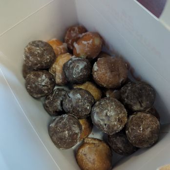 Dunkin' - 25 munchkins - Donuts Near Me - Poughkeepsie, New York Dunkin' - 25 munchkins - Donuts Near Me - Poughkeepsie, New York