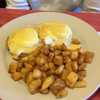 Eggtc. - Eggs Benedict with smoked salmon - Breakfast & Brunch Near Me - Kansas City, Missouri Eggtc. - Eggs Benedict with smoked salmon - Breakfast & Brunch Near Me - Kansas City, Missouri