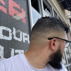 Locker Room Salon - Fresh skinfade