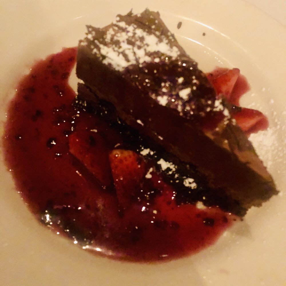 Cafe Mundial - Chocolate mousse cake - Lounges Near Me - Monrovia, California
